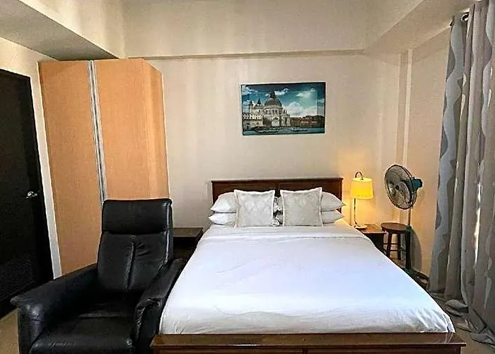 Hotel Comfy And Easy To Access To Terminal 3 Manille