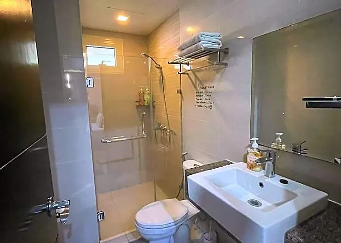 Hotel Comfy And Easy To Access To Terminal 3